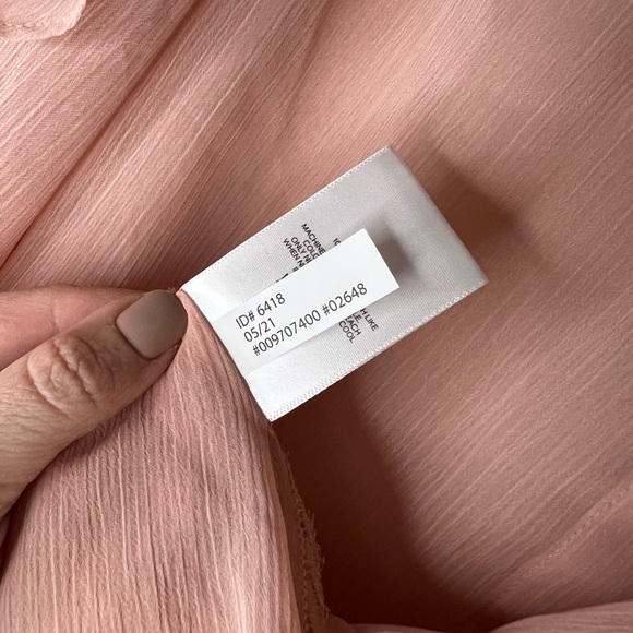 NWT Express Elegant Women's Top / Blouse Long Ruffle Sleeves - Mauve / Pink - Picture 3 of 6